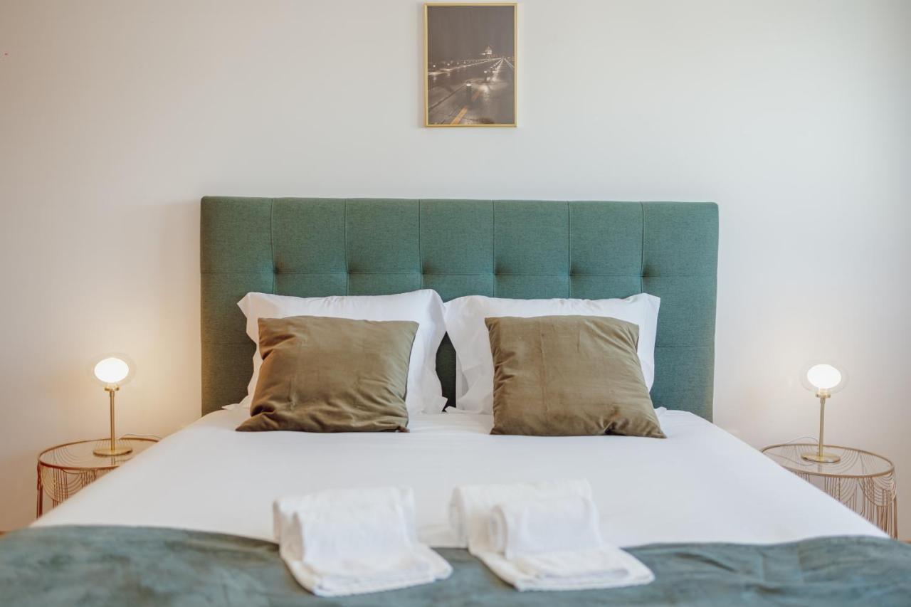 Modern & Stylish Apartments By Vacationy Porto Bagian luar foto
