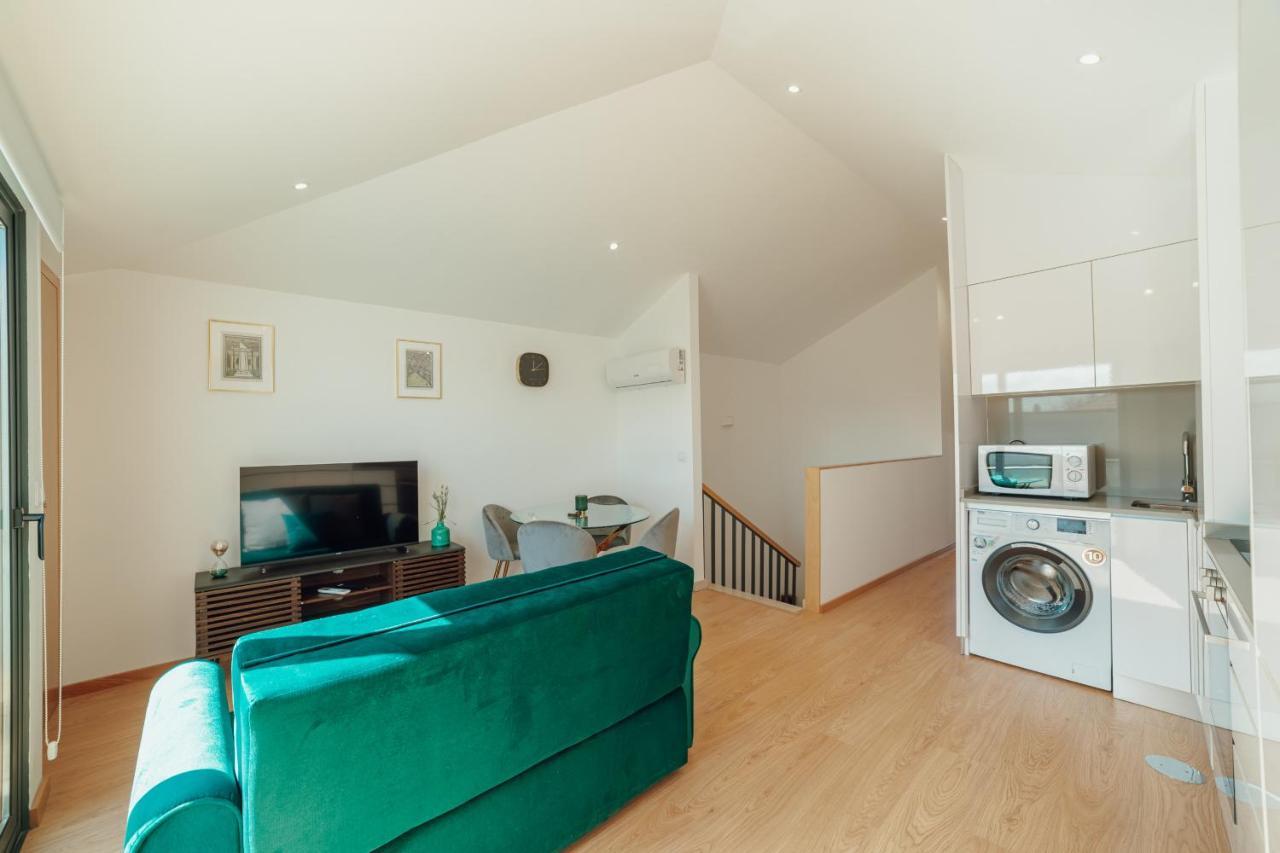 Modern & Stylish Apartments By Vacationy Porto Bagian luar foto
